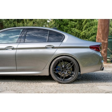BMW M5  Sedan/Limuzyna 2018,  4.4 benzyna, automat - Na sprzedaż za 259 777 zł - Ropczyce - zdjęcie 9