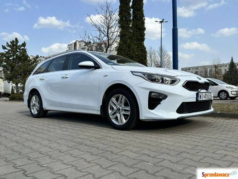 Kia Ceed 2021,  1.5 benzyna, automat - Na sprzedaż za 53 900 zł - Warszawa