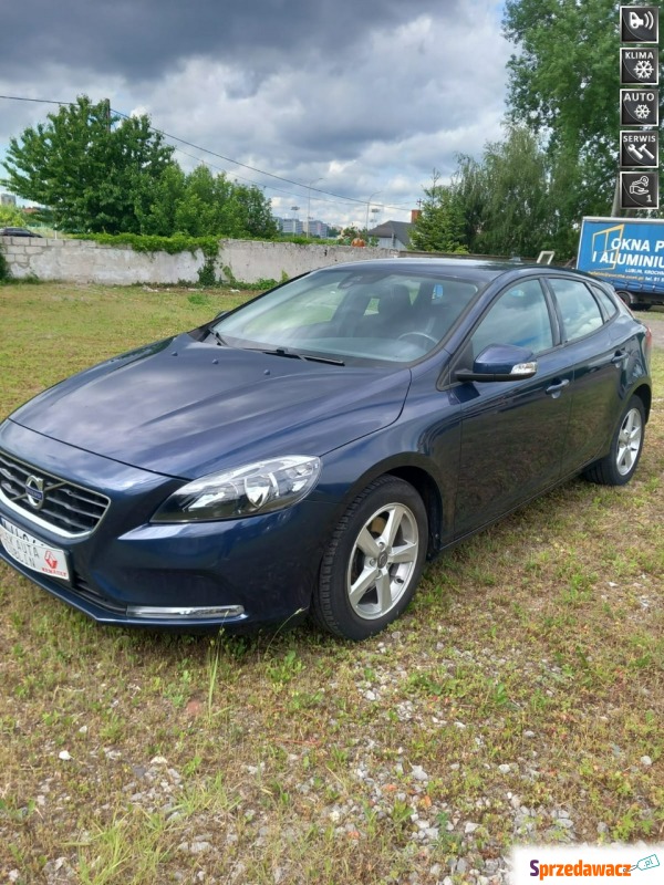 Volvo V40 2014,  1.6 benzyna - Na sprzedaż za 34 700 zł - Lublin