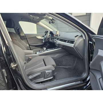 Audi A4  Kombi 2017,  2.0 diesel, automat - Na sprzedaż za 57 800 zł - Gdynia - zdjęcie 7