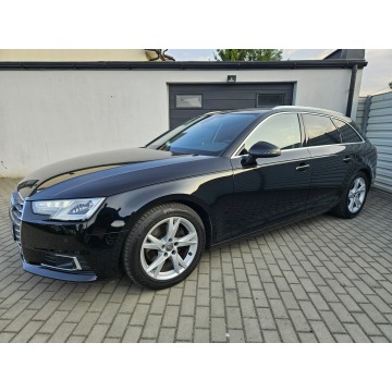 Audi A4  Kombi 2017,  2.0 diesel, automat - Na sprzedaż za 57 800 zł - Gdynia - zdjęcie 11