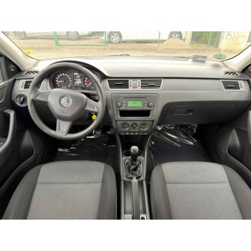 Skoda Rapid  Sedan/Limuzyna 2014,  1.6 diesel - Na sprzedaż za 16 900 zł - Gdów - zdjęcie 10