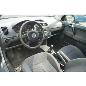 Volkswagen Polo  Hatchback 2005,  1.2 benzyna - Na sprzedaż za 5 900,00 zł - Goczałkowice-Zdrój - zdjęcie 8