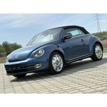 Volkswagen Beetle  Kabriolet 2016,  1.4 benzyna - Na sprzedaż za 51 900 zł - Knurów - zdjęcie 3