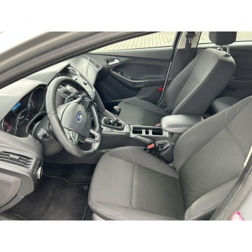 Ford Focus  Kombi 2016,  1.5 diesel - Na sprzedaż za 15 900 zł - Goczałkowice-Zdrój - zdjęcie 5