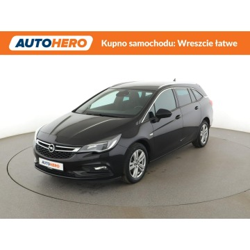 Opel Astra - Kamera, Navi, Podg.fotele, Aut.klima, Bluetooth