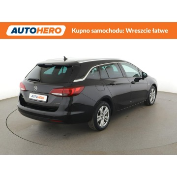 Opel Astra  Kombi 2018,  1.4 benzyna, automat - Na sprzedaż za 41 300 zł - Warszawa - zdjęcie 7
