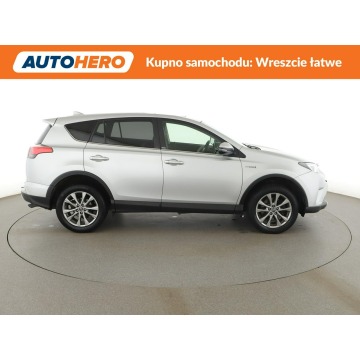 Toyota   SUV 2016,  2.5 hybryda, automat - Na sprzedaż za 73 100 zł - Warszawa - zdjęcie 9