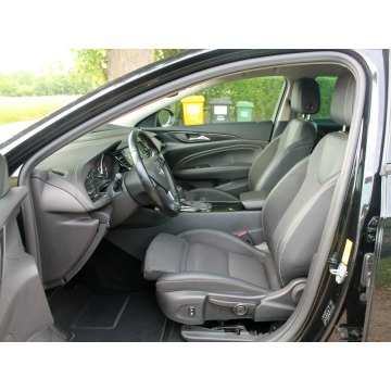 Opel Insignia 2018,  2.0 diesel, automat - Na sprzedaż za 48 900 zł - Zielenin - zdjęcie 6