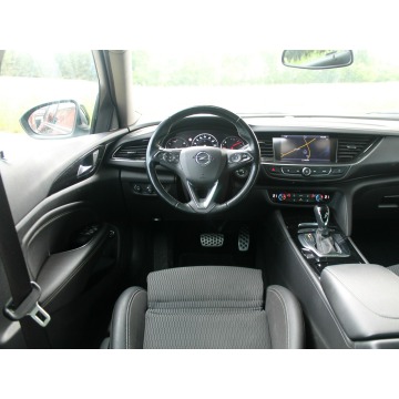 Opel Insignia 2018,  2.0 diesel, automat - Na sprzedaż za 48 900 zł - Zielenin - zdjęcie 9