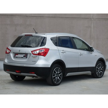 Suzuki SX4 S-Cross  SUV 2015,  1.6 benzyna - Na sprzedaż za 44 500 zł - Lublin - zdjęcie 11