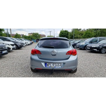 Opel Astra  Hatchback 2010,  1.7 diesel - Na sprzedaż za 15 900 zł - Płock - zdjęcie 9