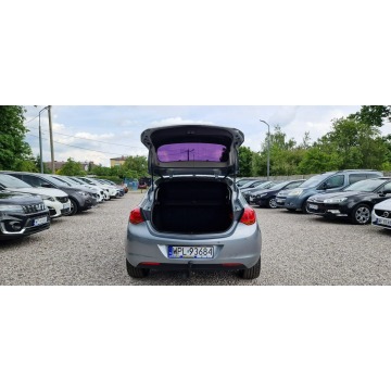 Opel Astra  Hatchback 2010,  1.7 diesel - Na sprzedaż za 15 900 zł - Płock - zdjęcie 10