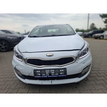 Kia Ceed  Hatchback 2013,  1.6 - Na sprzedaż za 19 800 zł - Malutkie - zdjęcie 2