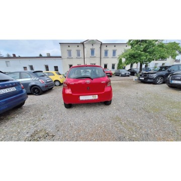 Toyota Yaris  Hatchback 2008,  1.0 benzyna - Na sprzedaż za 13 900 zł - Częstochowa - zdjęcie 4