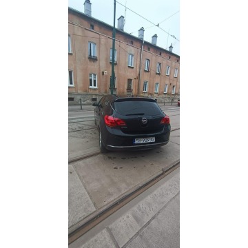 Opel Astra  Hatchback 2014,  1.4 benzyna+LPG - Na sprzedaż za 14 900 zł - Sosnowiec - zdjęcie 2