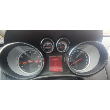 Opel Astra  Hatchback 2014,  1.4 benzyna+LPG - Na sprzedaż za 14 900 zł - Sosnowiec - zdjęcie 5