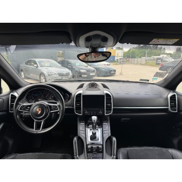 Porsche Cayenne  SUV 2016,  3.0 diesel, automat - Na sprzedaż za 107 500 zł - Michałowice-Wieś - zdjęcie 12