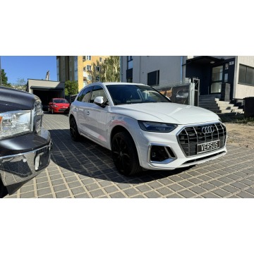 Audi Q5  SUV 2023,  2.0 benzyna, automat - Na sprzedaż za 119 900 zł - Gdynia - zdjęcie 3