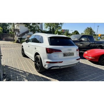 Audi Q5  SUV 2023,  2.0 benzyna, automat - Na sprzedaż za 119 900 zł - Gdynia - zdjęcie 6