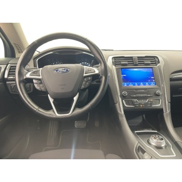 Ford Mondeo  Hatchback 2022,  2.0 diesel, automat - Na sprzedaż za 72 000 zł - Warszawa - zdjęcie 9