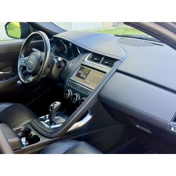 Jaguar E-PACE  SUV 2019,  2.0 benzyna, automat - Na sprzedaż za 69 500 zł - Tarnowskie Góry - zdjęcie 7