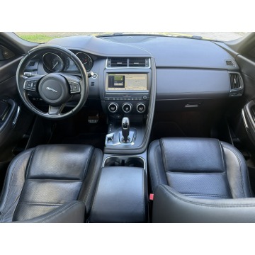 Jaguar E-PACE  SUV 2019,  2.0 benzyna, automat - Na sprzedaż za 69 500 zł - Tarnowskie Góry - zdjęcie 6