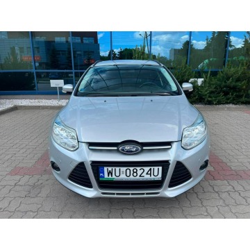 Ford Focus  Kombi 2012,  1.6 benzyna - Na sprzedaż za 20 200 zł - Warszawa - zdjęcie 2