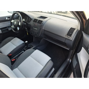 Volkswagen Polo  Hatchback 2009,  1.4 benzyna - Na sprzedaż za 21 900 zł - Olsztyn - zdjęcie 8