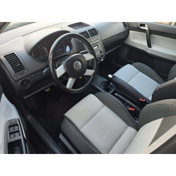 Volkswagen Polo  Hatchback 2009,  1.4 benzyna - Na sprzedaż za 21 900 zł - Olsztyn - zdjęcie 7