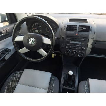 Volkswagen Polo  Hatchback 2009,  1.4 benzyna - Na sprzedaż za 21 900 zł - Olsztyn - zdjęcie 5