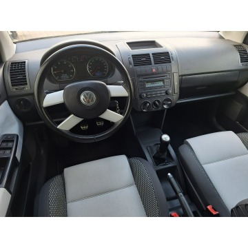 Volkswagen Polo  Hatchback 2009,  1.4 benzyna - Na sprzedaż za 21 900 zł - Olsztyn - zdjęcie 11
