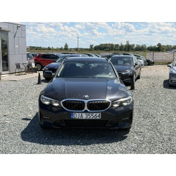 BMW Seria 3  Kombi 2020,  2.0 diesel, automat - Na sprzedaż za 86 900 zł - Wrocław - zdjęcie 2