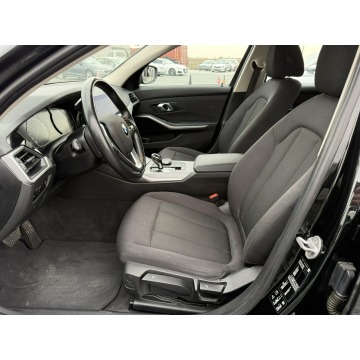 BMW Seria 3  Kombi 2020,  2.0 diesel, automat - Na sprzedaż za 86 900 zł - Wrocław - zdjęcie 10