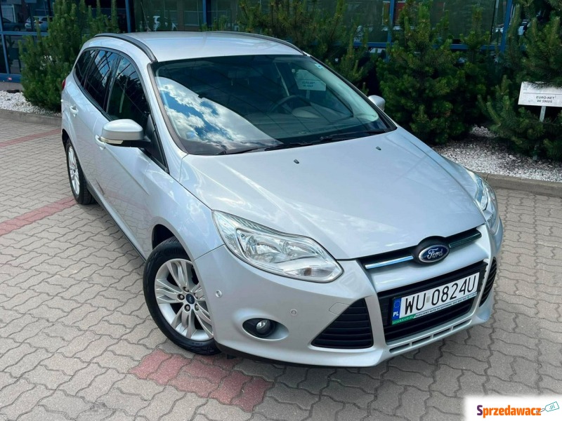 Ford Focus  Kombi 2012,  1.6 benzyna - Na sprzedaż za 20 200 zł - Warszawa