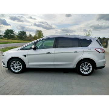 Ford S-MAX  Hatchback 2018,  2.0 diesel - Na sprzedaż za 48 900 zł - Burzenin - zdjęcie 2