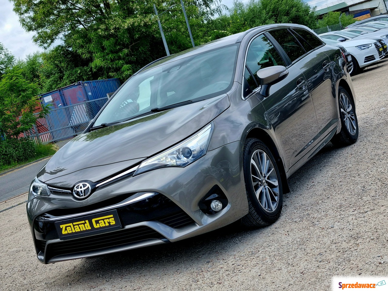 Toyota Avensis 2016