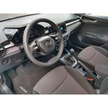 Skoda Fabia  Hatchback 2024,  1.0 benzyna - Na sprzedaż za 68 900 zł - Tychy - zdjęcie 8