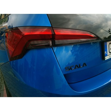 Skoda Scala  Hatchback 2023,  1.5 benzyna, automat - Na sprzedaż za 91 900 zł - Tychy - zdjęcie 9
