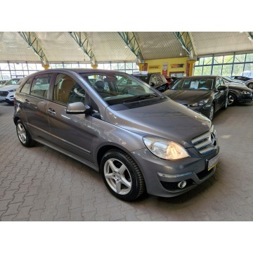 Mercedes B 180 - Zobacz opis !!W podanej cenie  Roczna Gwarancja !!