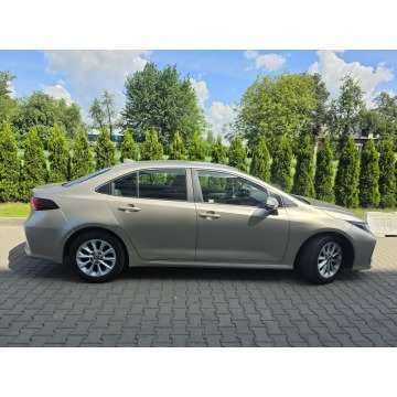 Toyota Corolla  Sedan/Limuzyna 2022,  1.8 hybryda, automat - Na sprzedaż za 67 999 zł - Balice - zdjęcie 12