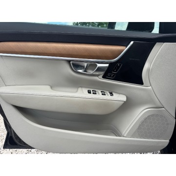 Volvo S90  Sedan/Limuzyna 2020,  2.0 diesel, automat - Na sprzedaż za 82 500 zł - Michałowice-Wieś - zdjęcie 11