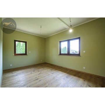 Sprzedam dom Pszenno -  wolnostojący,  pow.  185 m2,  działka:   1000 m2 - zdjęcie 8