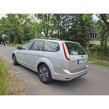 Ford Focus  Kombi 2008,  1.6 benzyna - Na sprzedaż za 8 900,00 zł - Łódź - zdjęcie 2