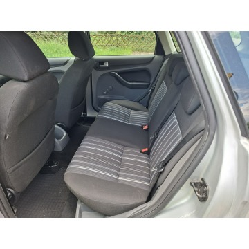 Ford Focus  Kombi 2008,  1.6 benzyna - Na sprzedaż za 8 900,00 zł - Łódź - zdjęcie 9