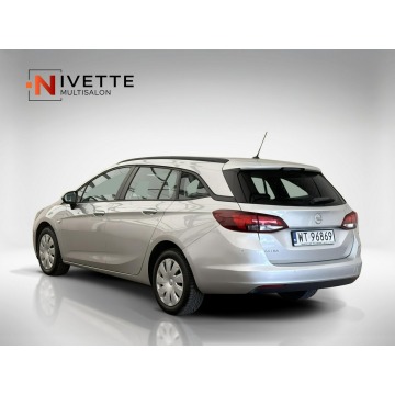 Opel Astra  Kombi 2019,  1.6 diesel - Na sprzedaż za 35 500 zł - Warszawa - zdjęcie 4