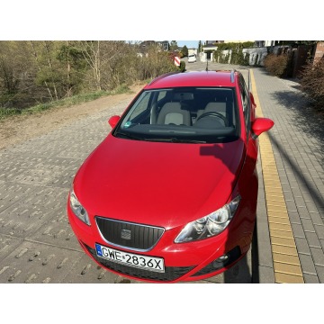 Seat Ibiza  Kombi 2011,  1.2 diesel - Na sprzedaż za 12 800 zł - Wejherowo - zdjęcie 2