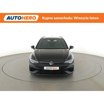 Volkswagen Golf  Kombi 2023,  2.0 benzyna, automat - Na sprzedaż za 128 000 zł - Warszawa - zdjęcie 11
