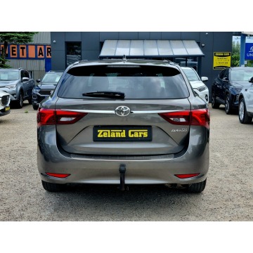Toyota Avensis 2016,  1.8 benzyna, automat - Na sprzedaż za 52 900 zł - Szczecin - zdjęcie 6