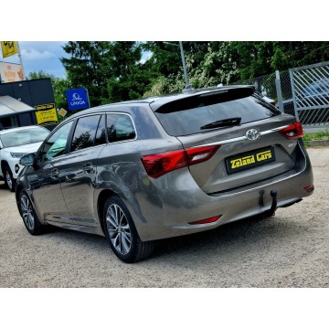 Toyota Avensis 2016,  1.8 benzyna, automat - Na sprzedaż za 52 900 zł - Szczecin - zdjęcie 7